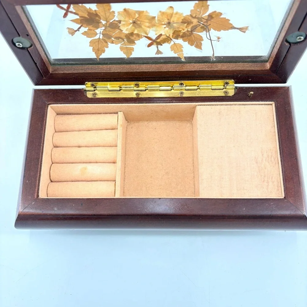 Vintage Wooden Music Box Jewelry‎ Box Pressed Flower Cottagecore Keepsake